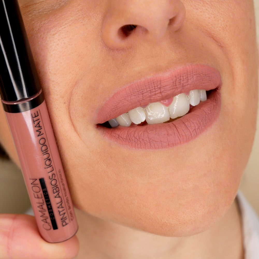 Pintalabios Mate Camaleon Nude Beige Acabado