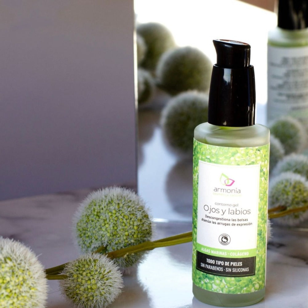 Contorno de Ojos y Labios Vista en Uso