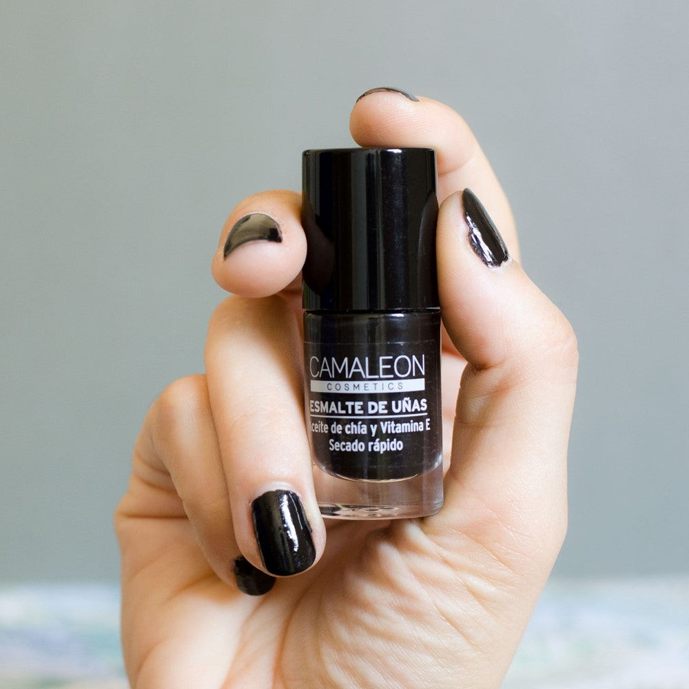 Esmalte Uñas Negro Tamaño