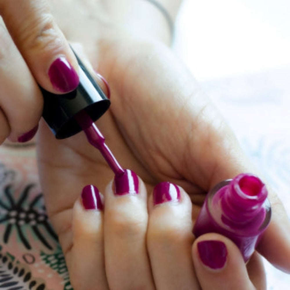 Esmalte de Uñas Larga Duracion Berenjena Uso